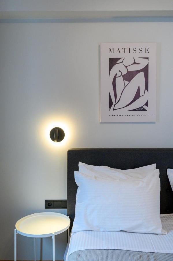 Plato 88 Apartment Kalamata Bagian luar foto