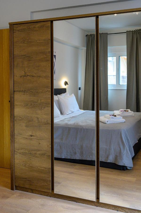Plato 88 Apartment Kalamata Bagian luar foto