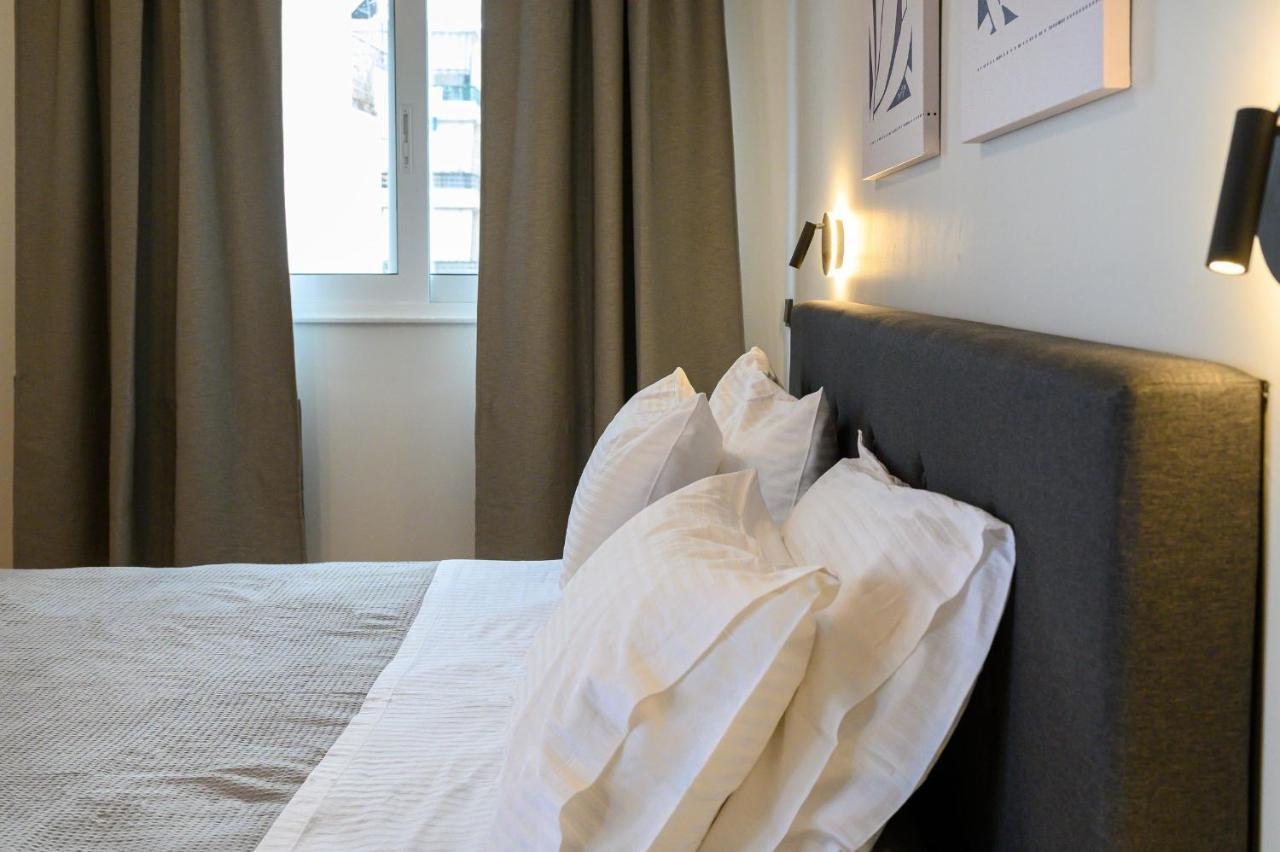 Plato 88 Apartment Kalamata Bagian luar foto
